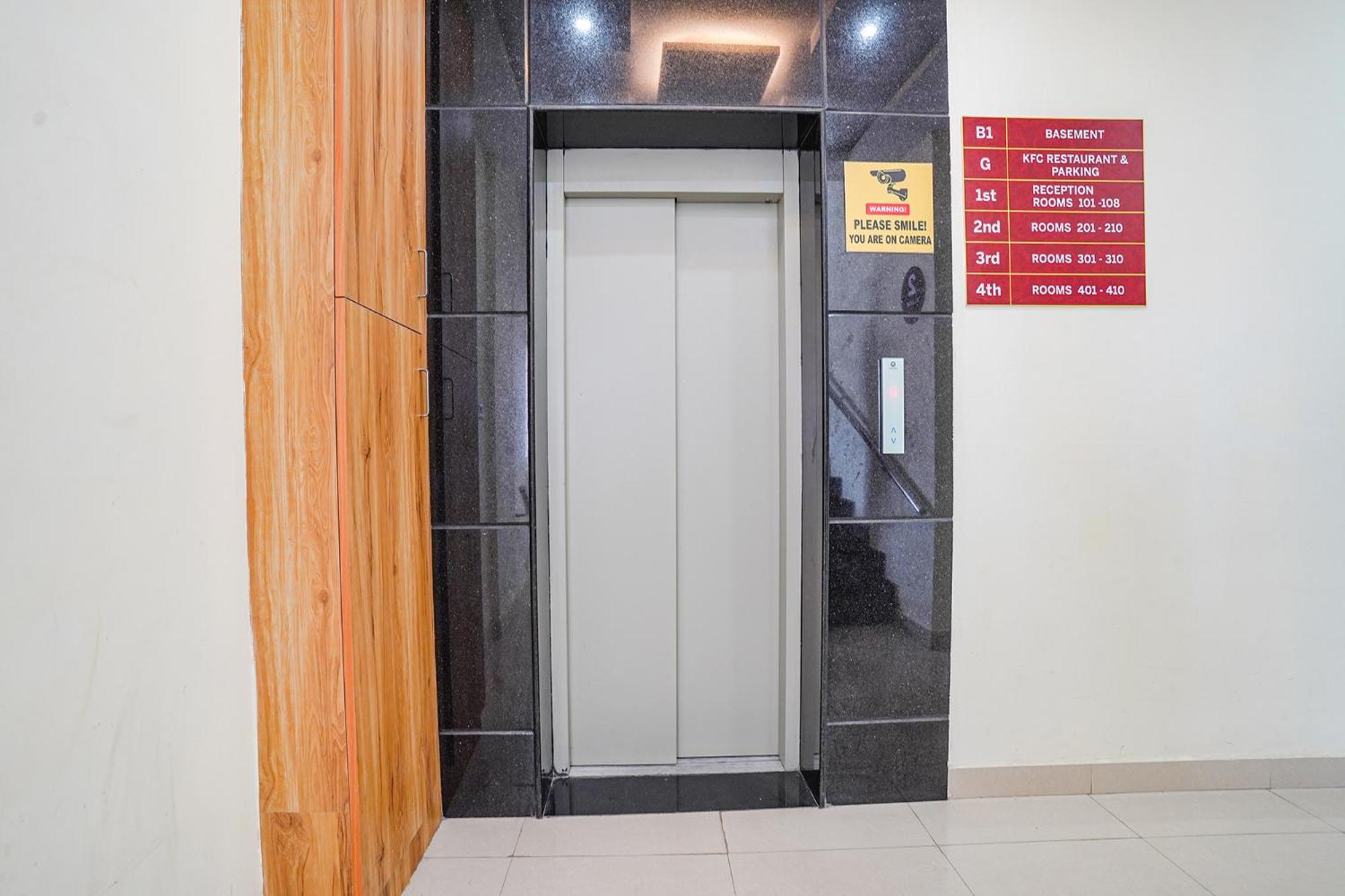 Fabhotel Partha Residency - Nr Iskcon Kr Puram Bangalore Esterno foto