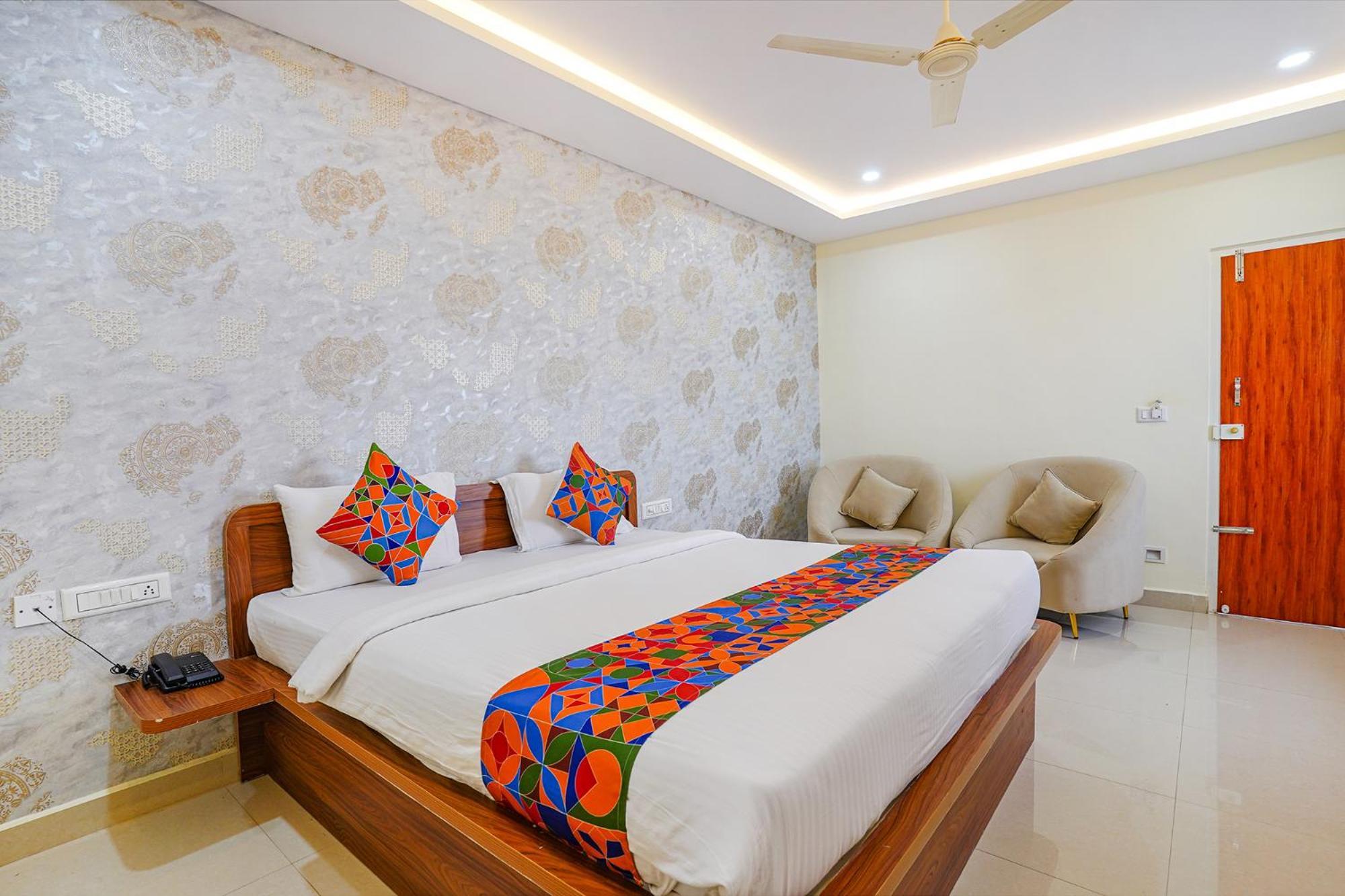 Fabhotel Partha Residency - Nr Iskcon Kr Puram Bangalore Esterno foto