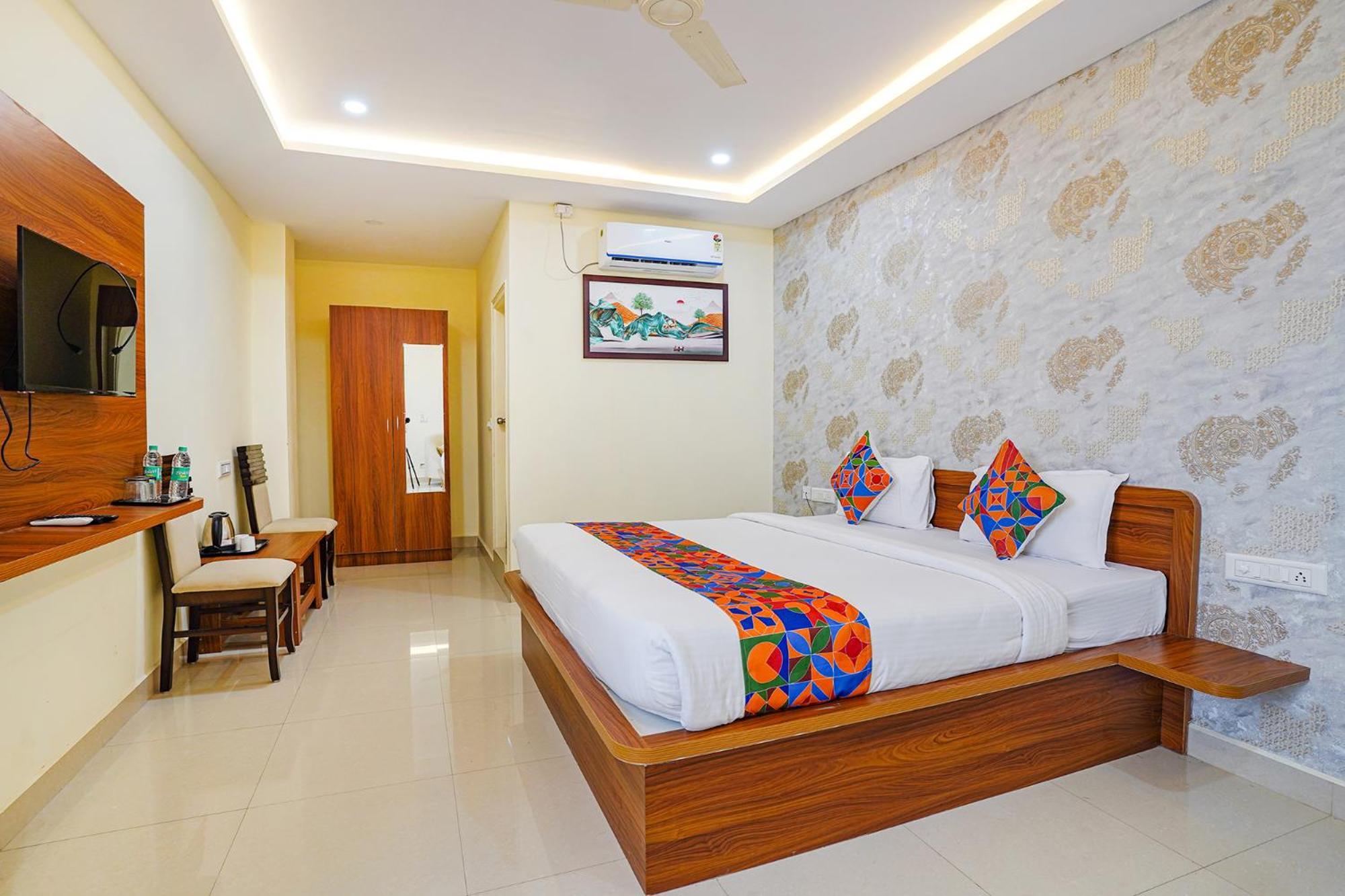 Fabhotel Partha Residency - Nr Iskcon Kr Puram Bangalore Esterno foto